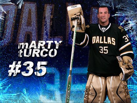 Marty Turco v novm dresu Stars